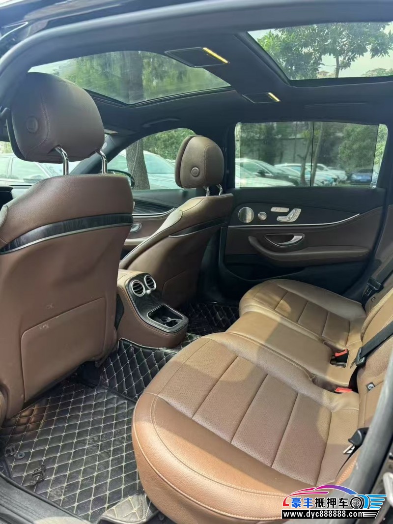 21年奔驰E轿车抵押车出售