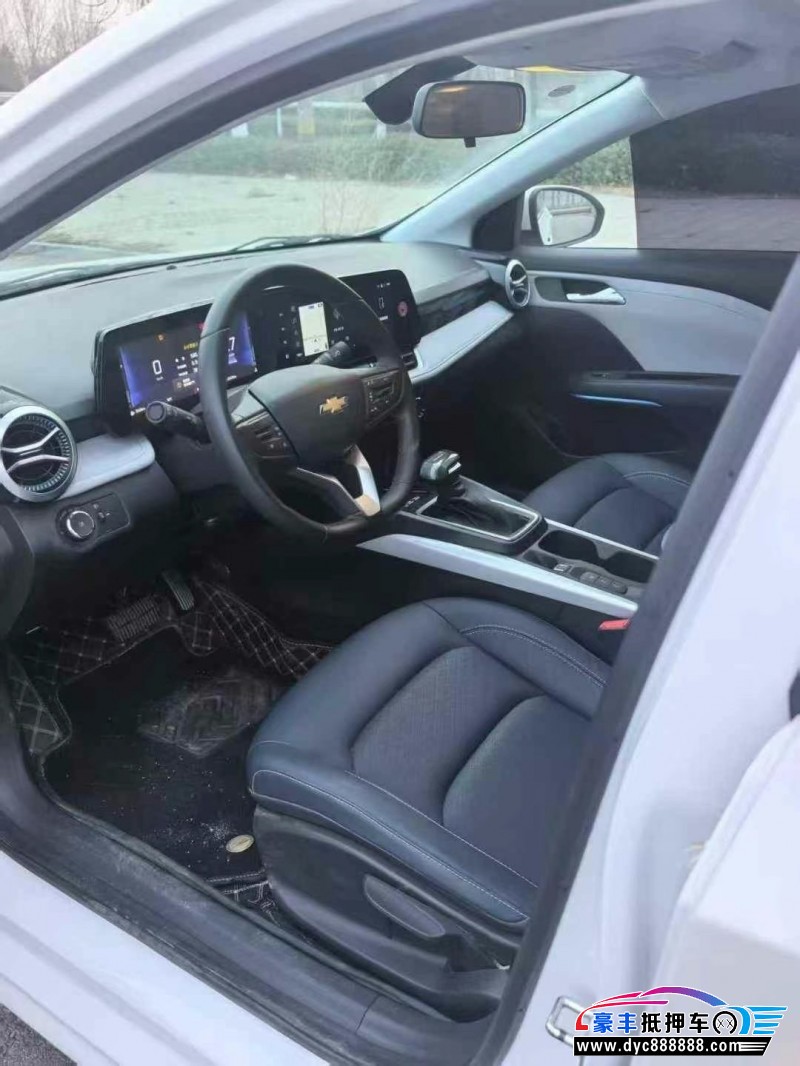 24年雪佛兰科鲁泽轿车抵押车出售