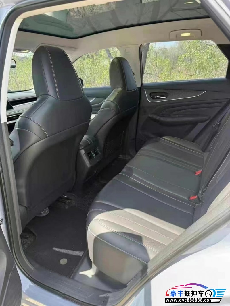 22年启辰大V轿车抵押车出售