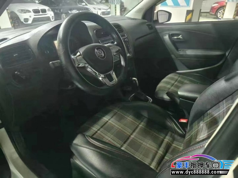 17年大众polo轿车抵押车出售