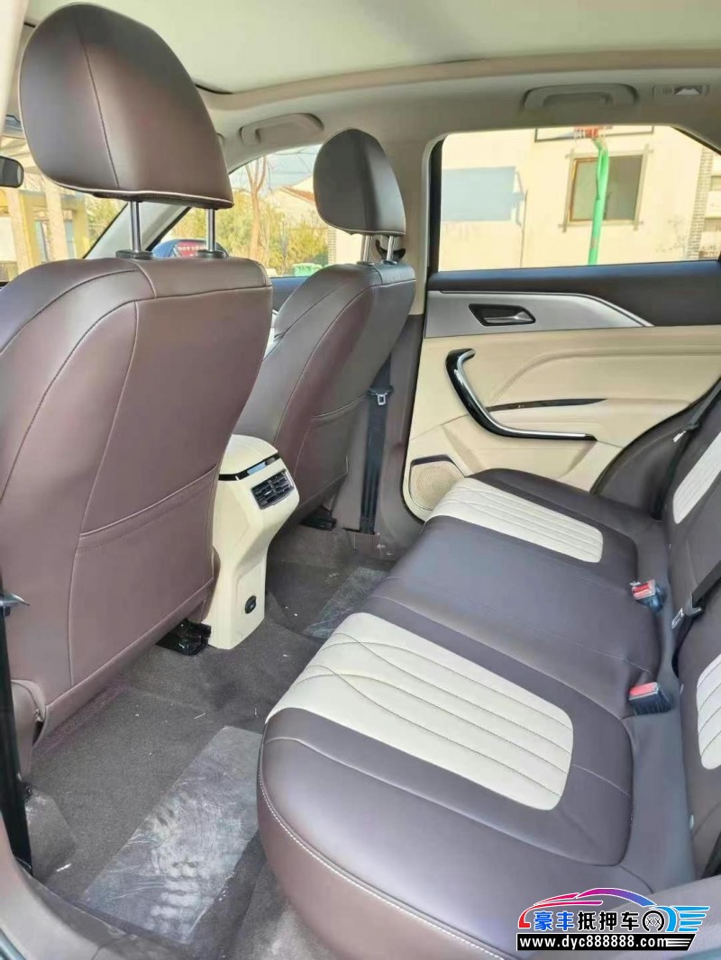 24年奔腾T77轿车抵押车出售