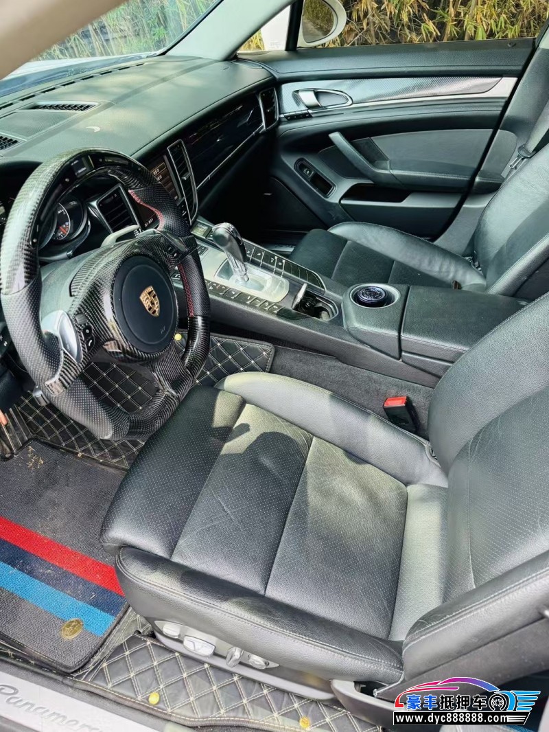 12年保时捷帕纳梅拉轿车抵押车出售