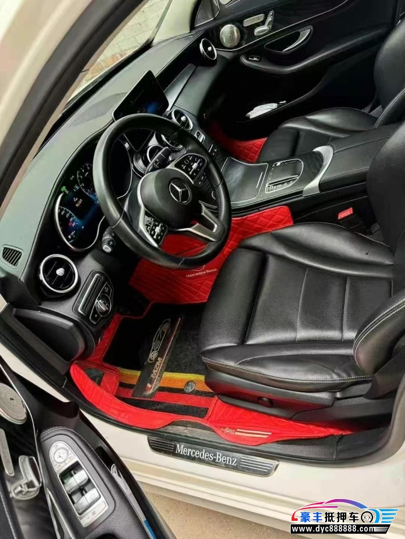 19年奔驰C轿车抵押车出售