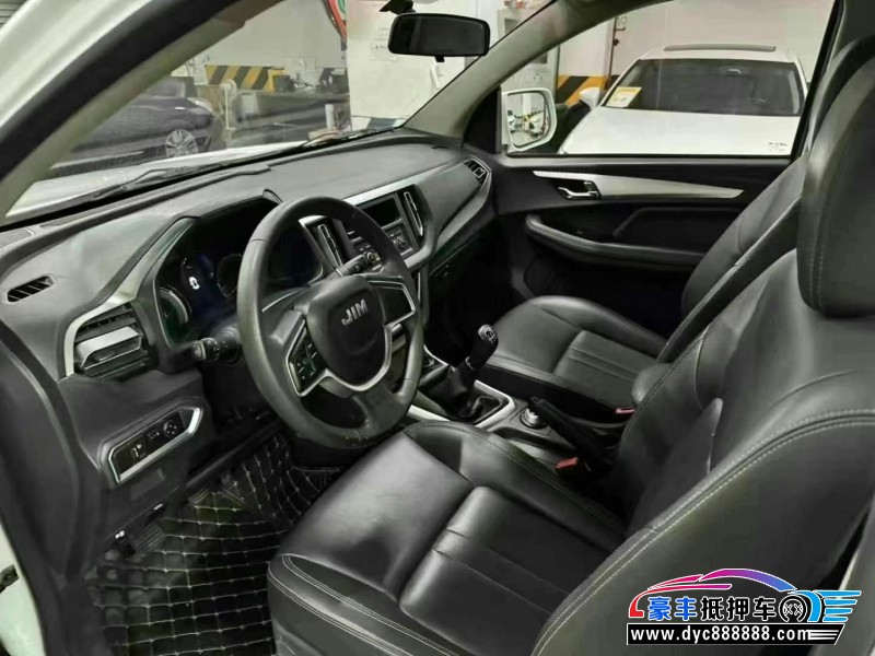 21年五十铃瑞迈轿车抵押车出售