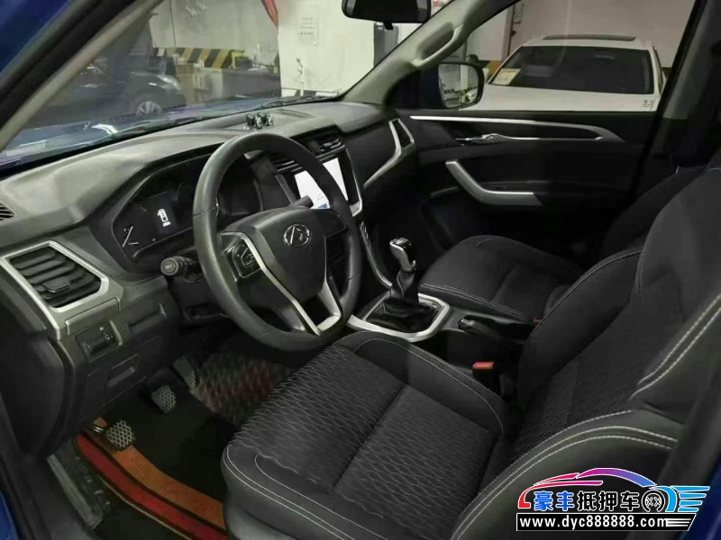 23年上汽大通T60轿车抵押车出售