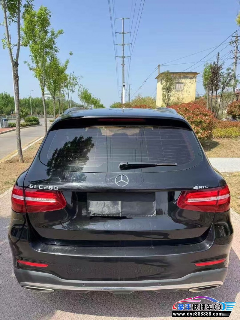 18年奔驰GLC轿车抵押车出售