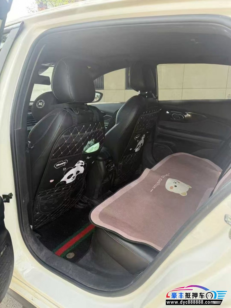 22年传祺影豹轿车抵押车出售