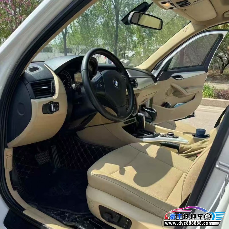 12年宝马X1轿车抵押车出售