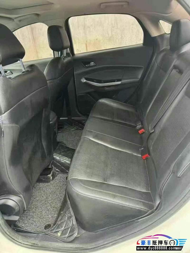 17年福特福睿斯轿车抵押车出售