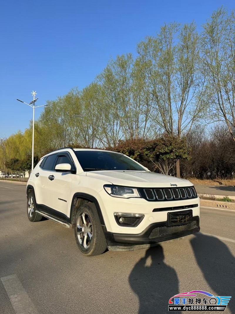 17年Jeep指南者轿车抵押车出售