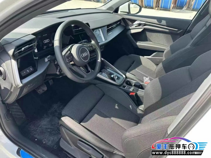 24年奥迪A3轿车抵押车出售