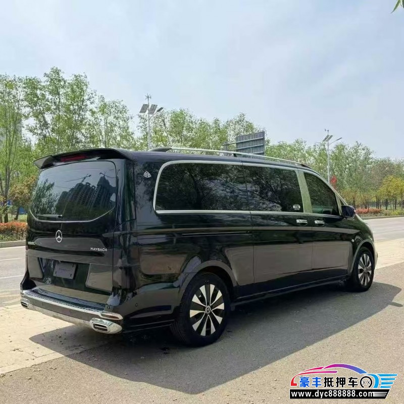 23年奔驰威霆轿车抵押车出售