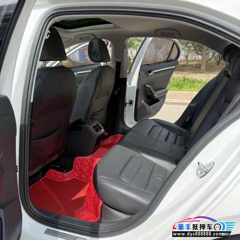 16年大众凌渡轿车抵押车出售