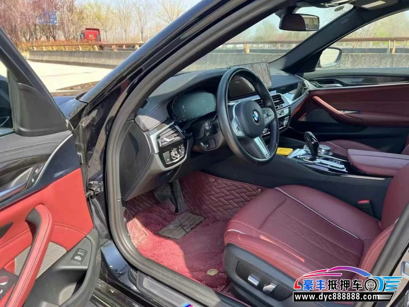 23年宝马5系轿车抵押车出售