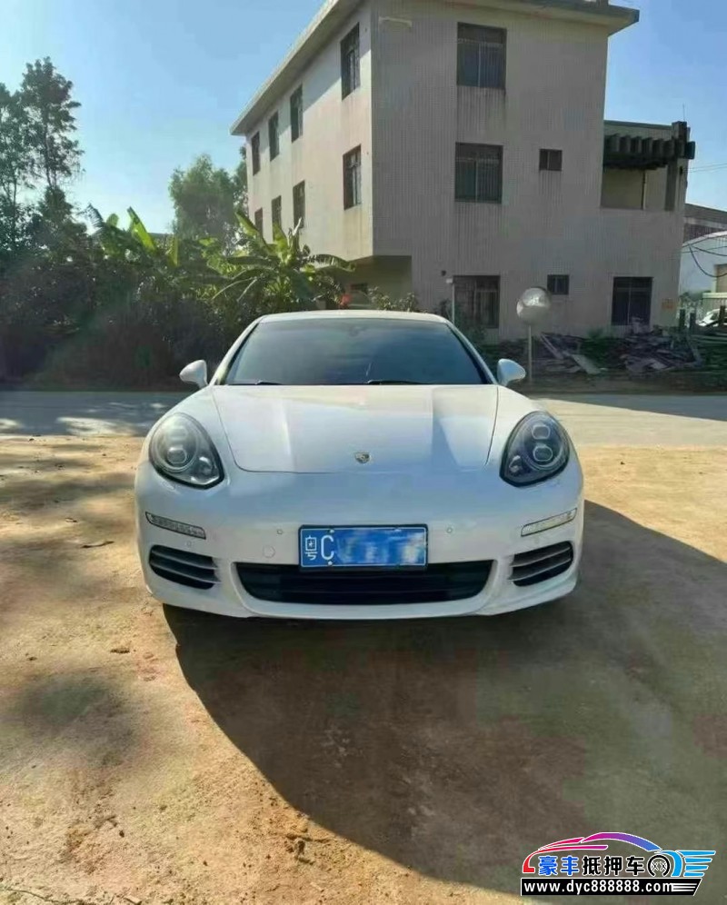 15年保时捷帕纳梅拉轿车抵押车出售