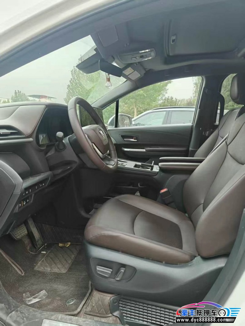 25年丰田格瑞维亚MPV抵押车出售