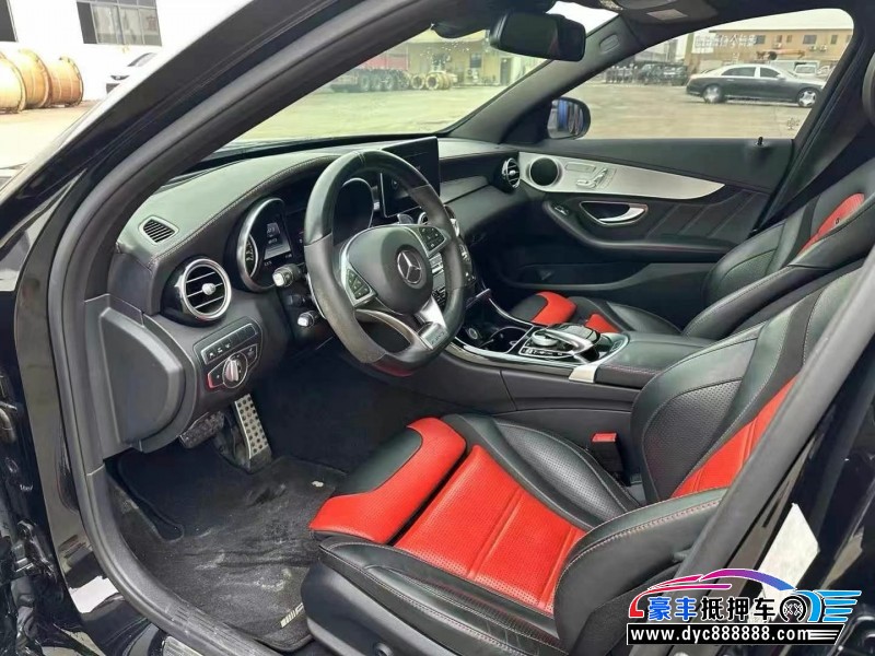 18年奔驰A级AMG轿车抵押车出售