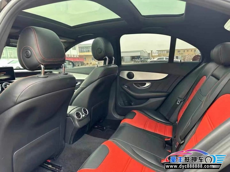 18年奔驰A级AMG轿车抵押车出售