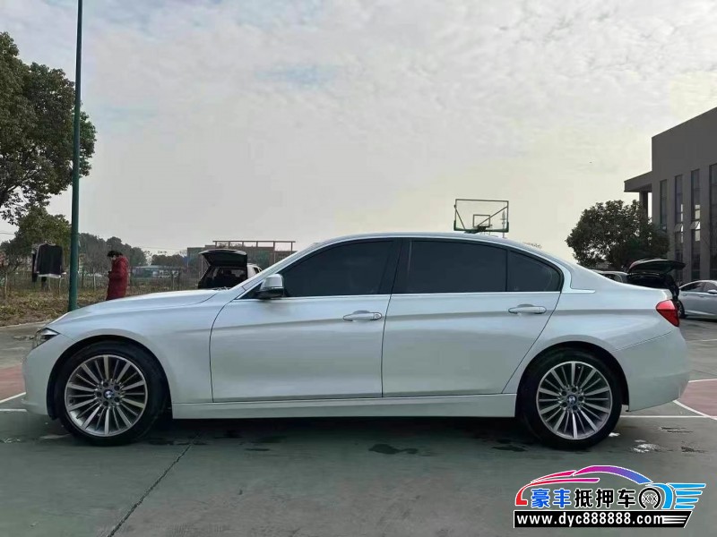 19年宝马3系轿车抵押车出售