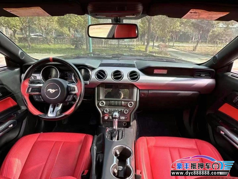 19年福特野马轿车抵押车出售