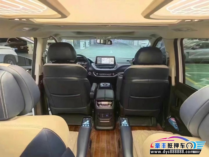 21年上汽大通G20轿车抵押车出售