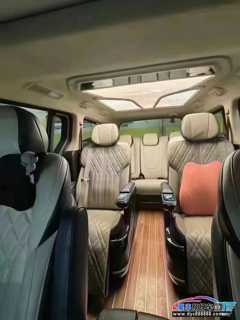 21年上汽大通G20轿车抵押车出售