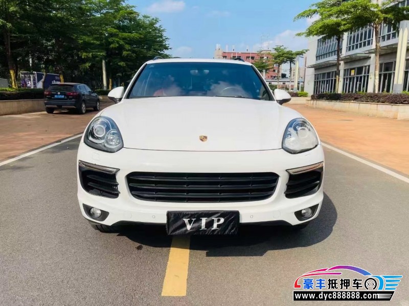 18年保时捷卡宴轿车抵押车出售