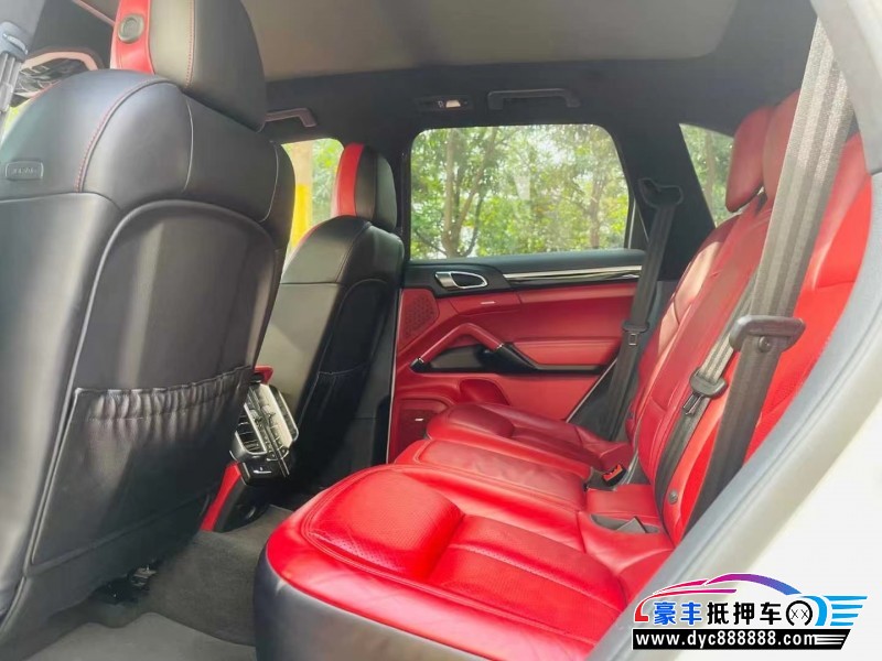 18年保时捷卡宴轿车抵押车出售