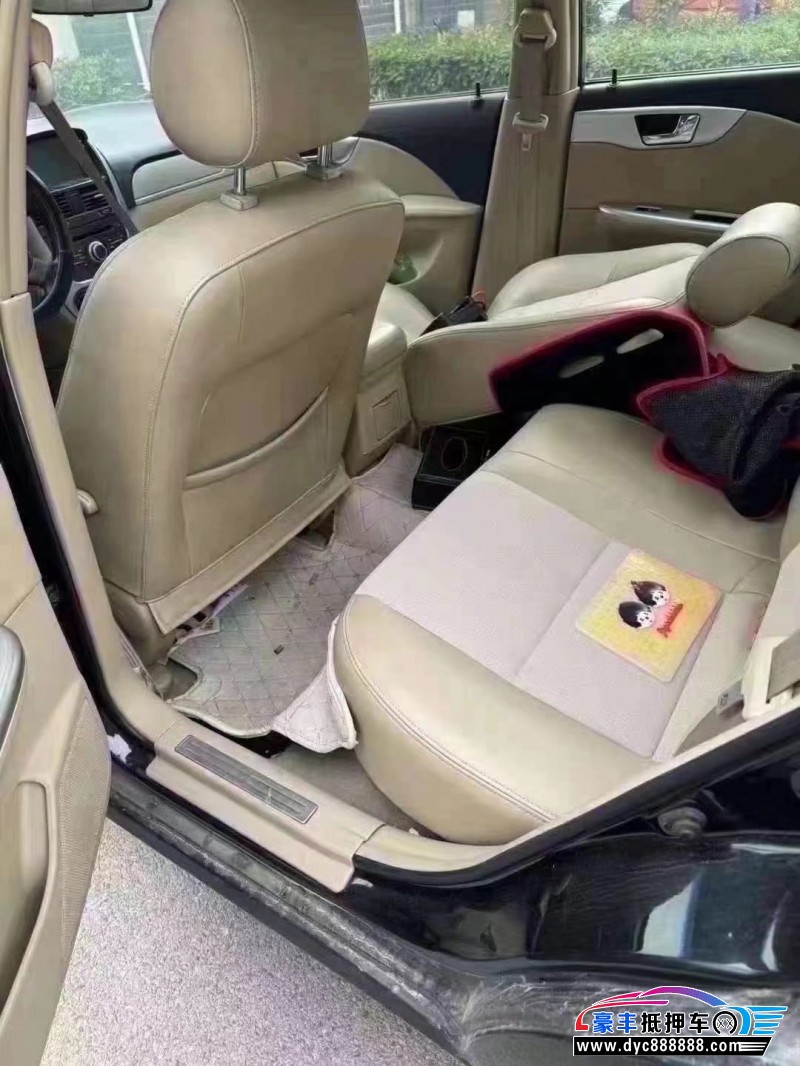 12年别克凯越轿车抵押车出售