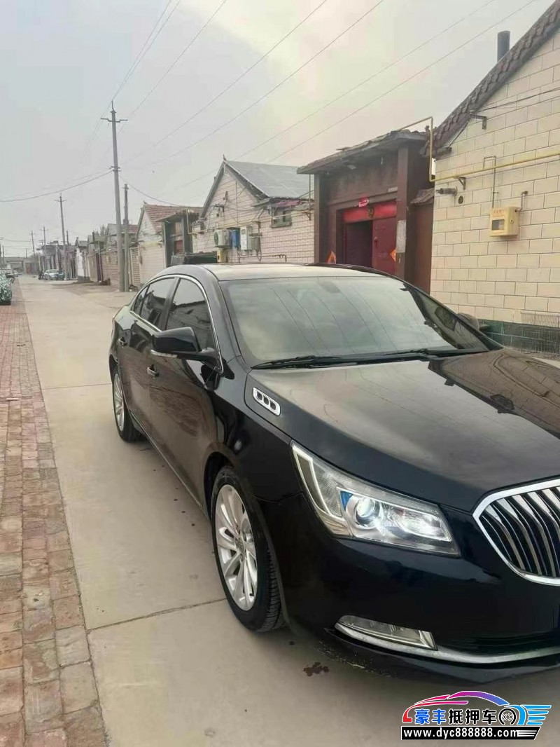 13年别克君越轿车抵押车出售