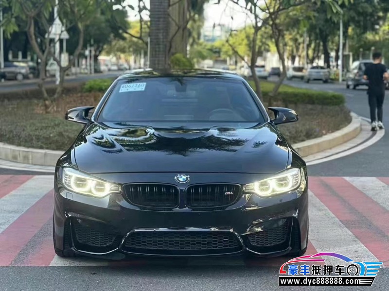 17年宝马M4轿车抵押车出售