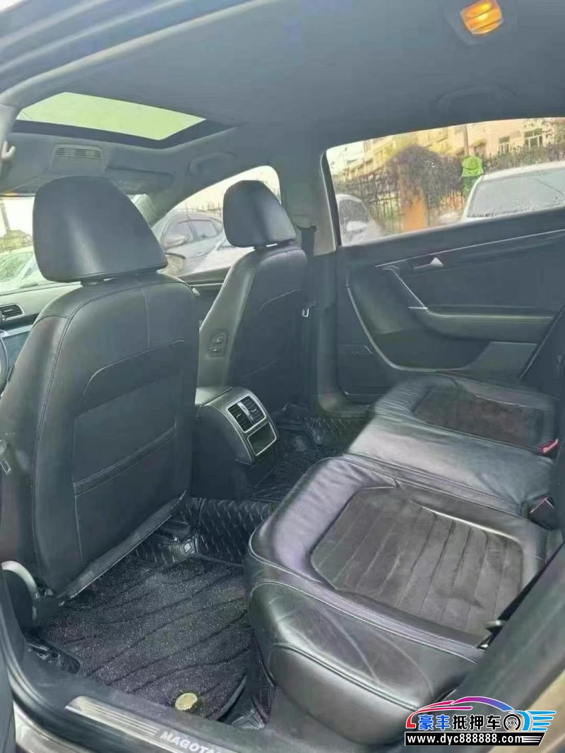 16年大众迈腾轿车抵押车出售