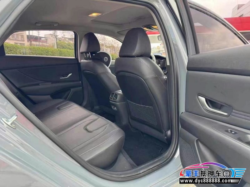 23年现代伊兰特轿车抵押车出售