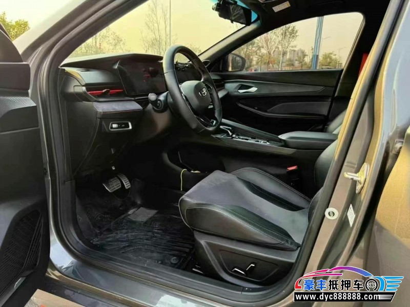 22年吉利缤瑞轿车抵押车出售