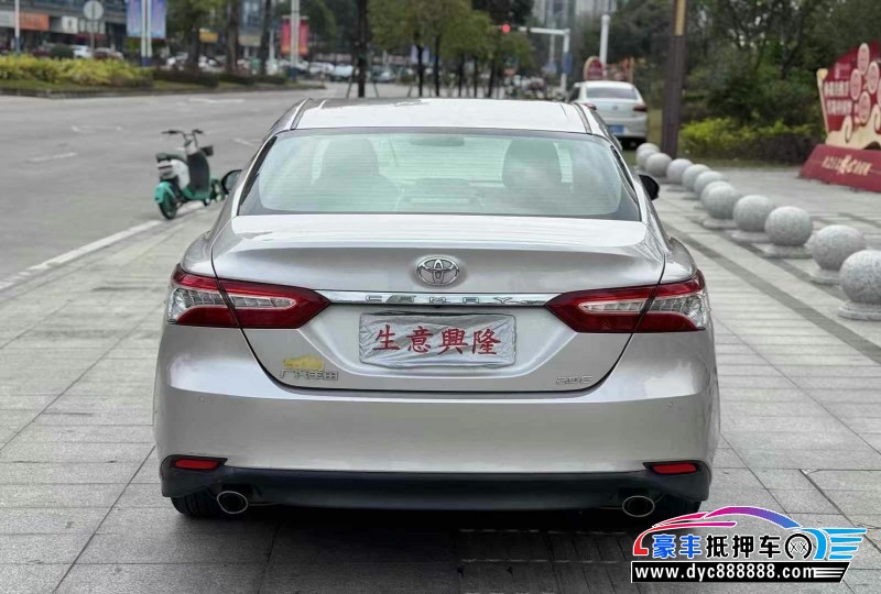 20年丰田凯美瑞轿车抵押车出售