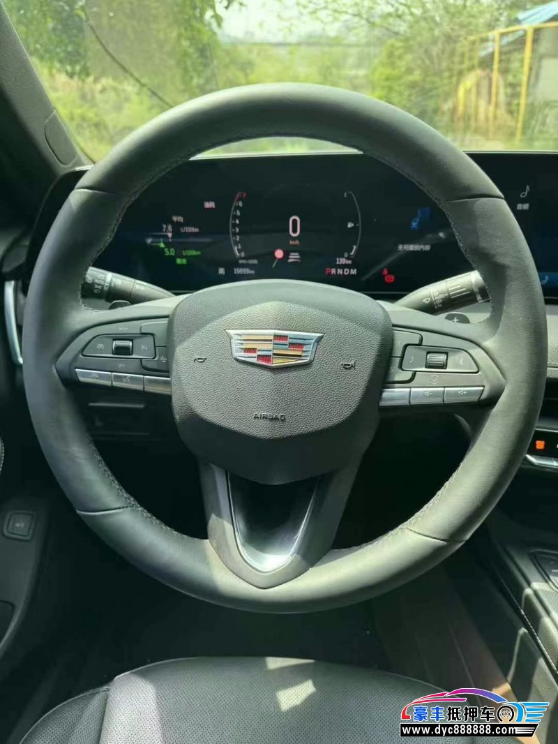 24年凯迪拉克CT5轿车抵押车出售