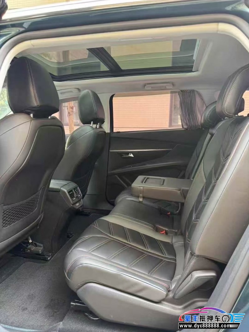 17年标致5008轿车抵押车出售