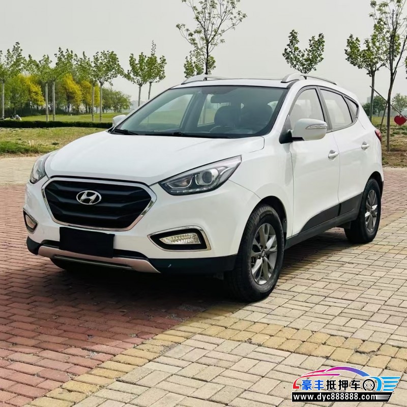 15年现代ix35轿车抵押车出售