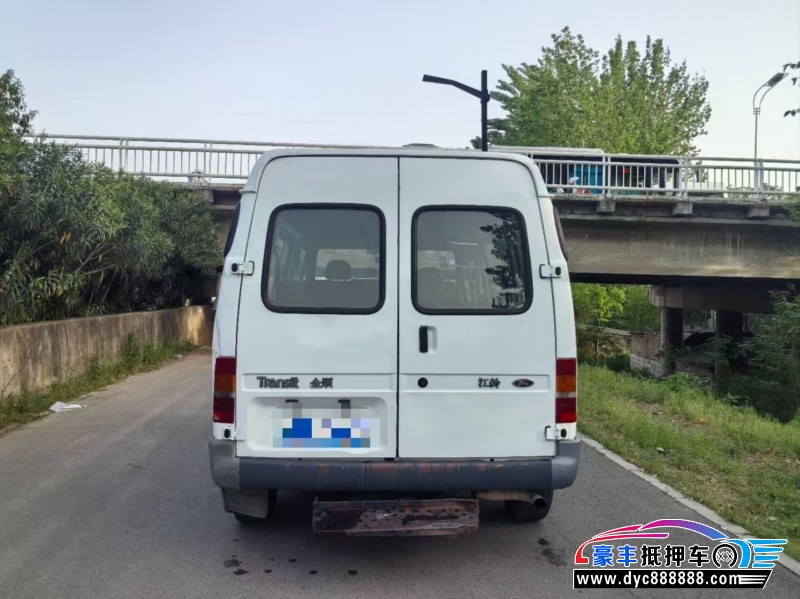 16年福特全顺轿车抵押车出售