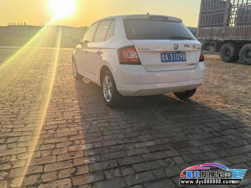 19年斯柯达晶锐轿车抵押车出售