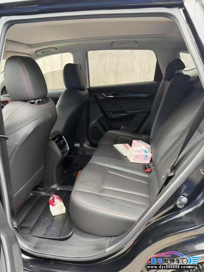 22年东风风神AX7轿车抵押车出售