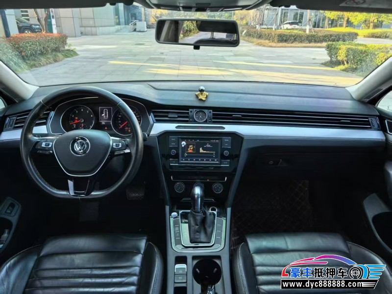 18年大众迈腾轿车抵押车出售