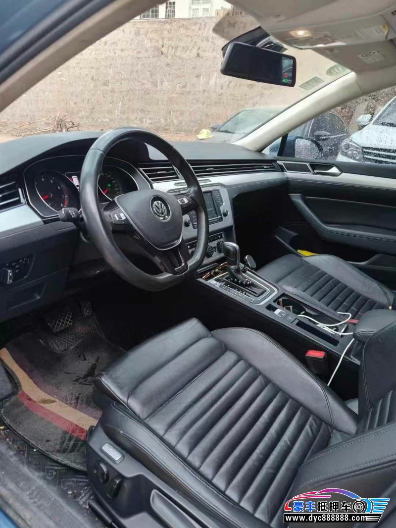 17年大众蔚揽轿车抵押车出售