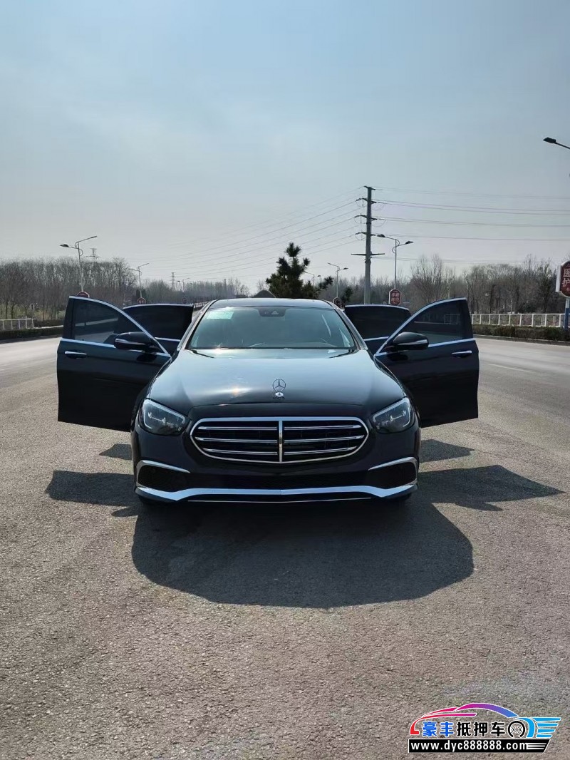 17年奔驰E轿车抵押车出售