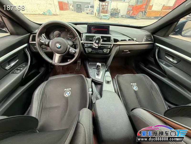 20年宝马3系轿车抵押车出售