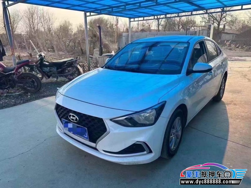 21年现代悦动轿车抵押车出售