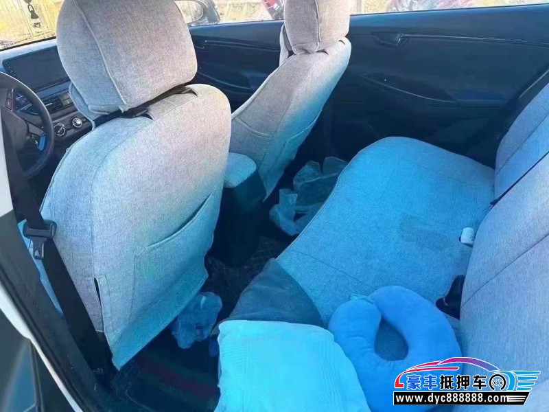 21年现代悦动轿车抵押车出售