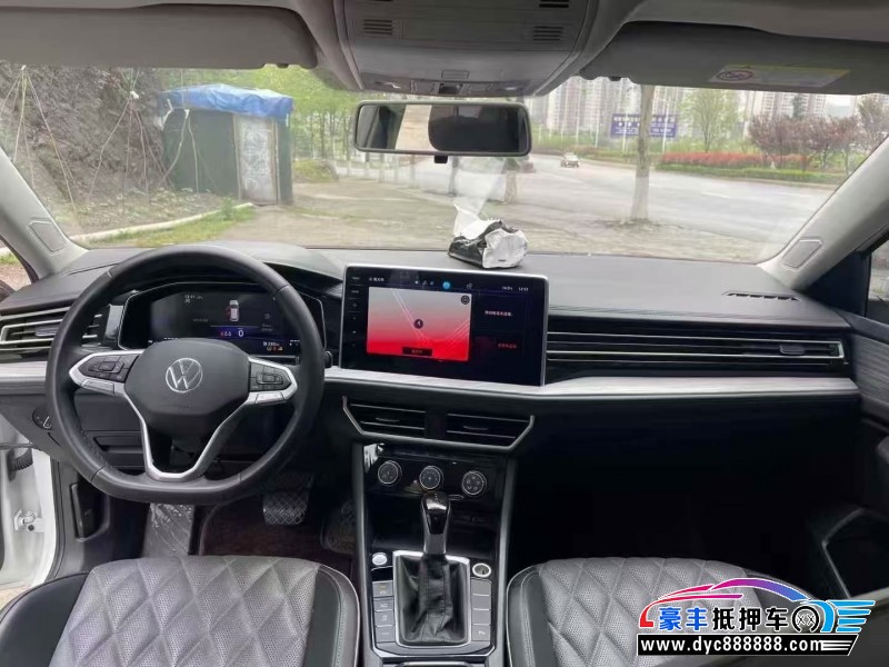 22年大众速腾轿车抵押车出售