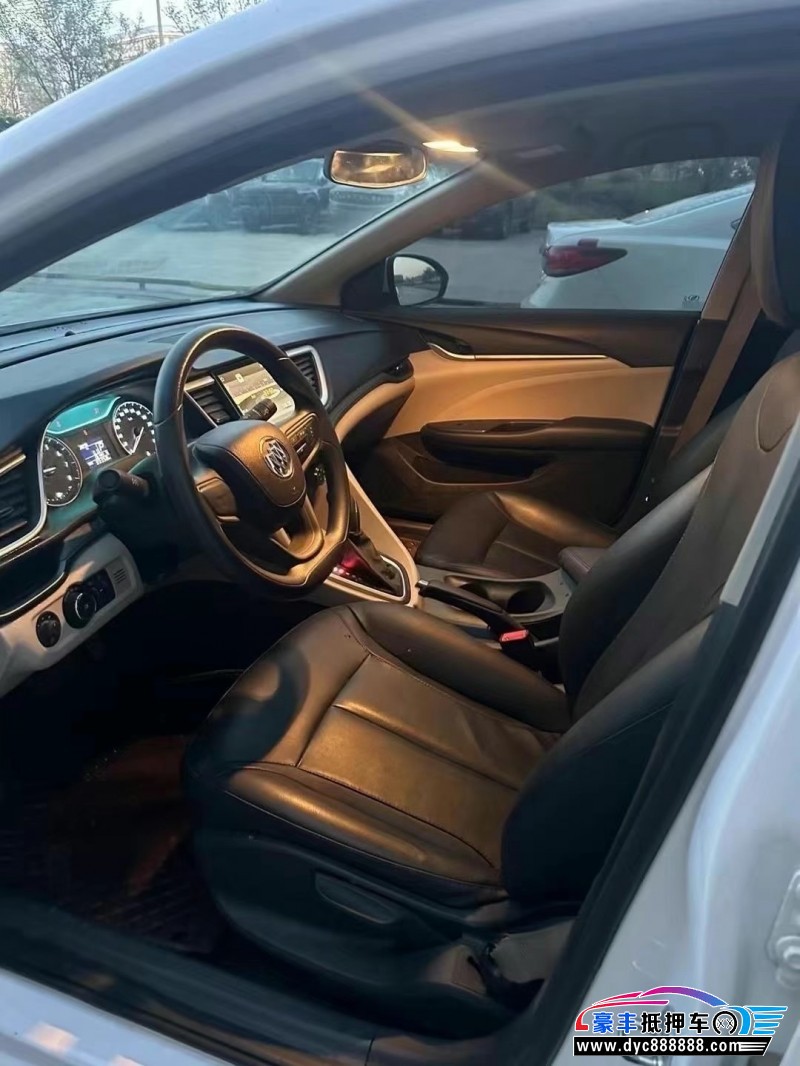 18年别克英朗轿车抵押车出售