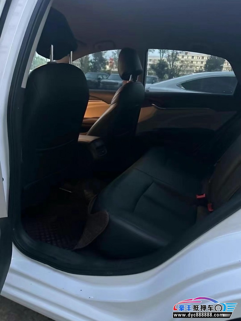 18年别克英朗轿车抵押车出售